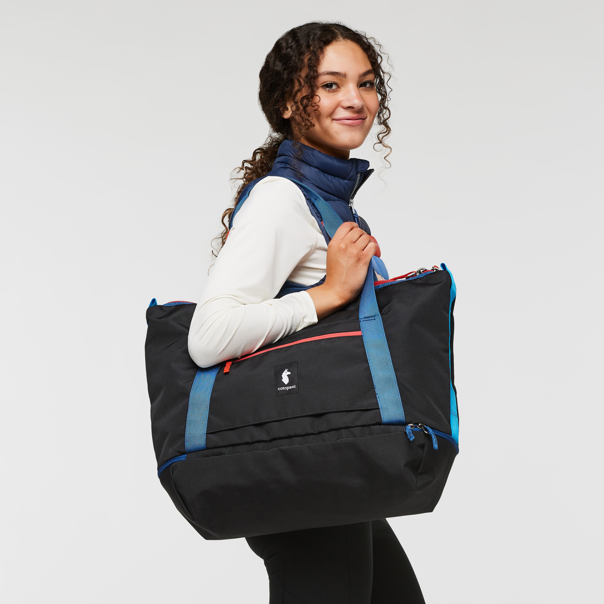 Viaje 35L Weekender Bag - Image 7