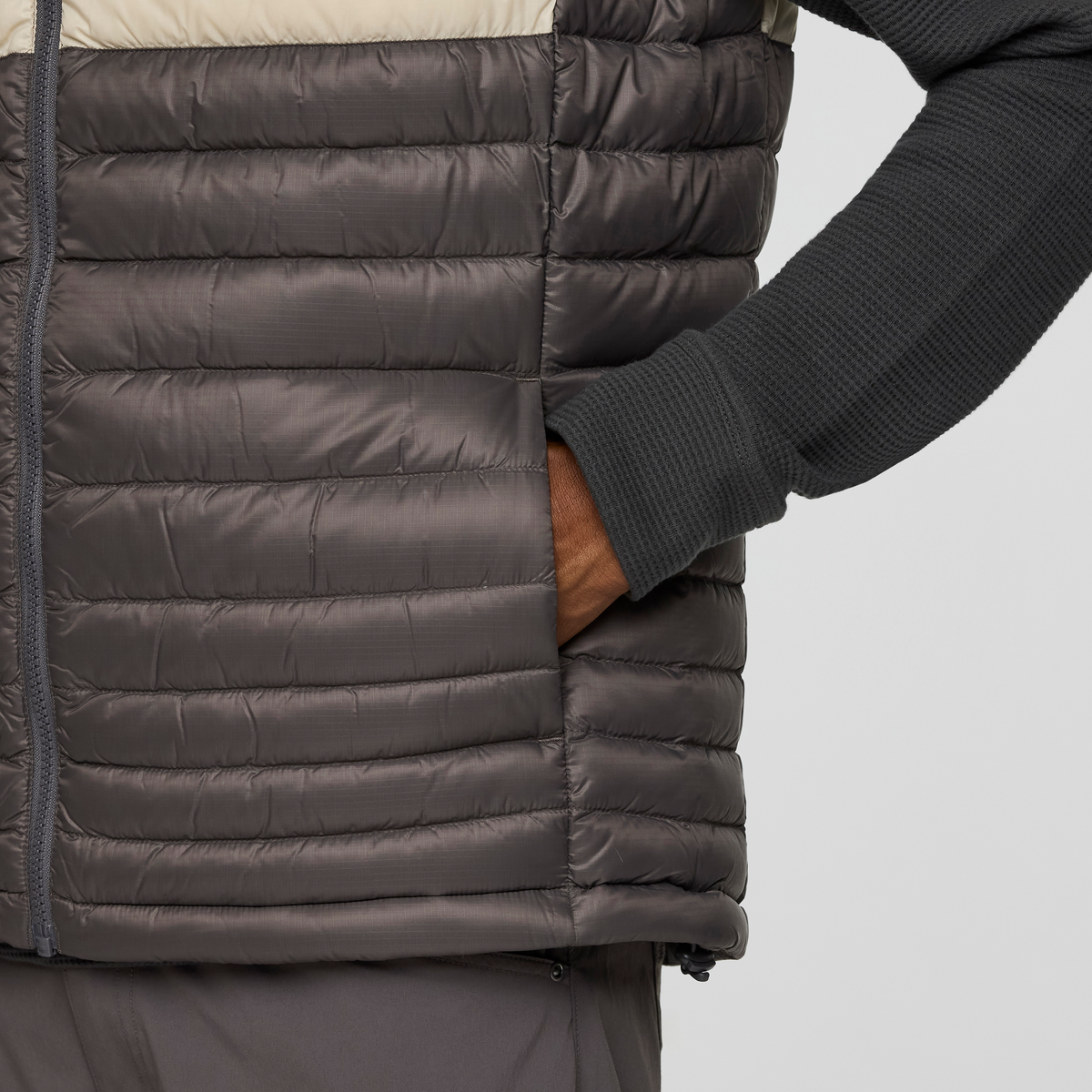 Fuego Down Vest - Men's - Image 24