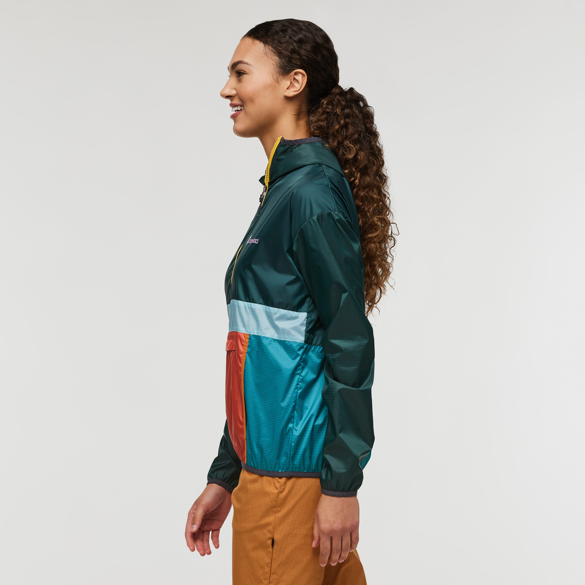 Teca Half-Zip Windbreaker - Women's - Image 19